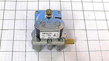Frigidaire 5303207409 Dryer Gas Valve Assembly Frigidaire